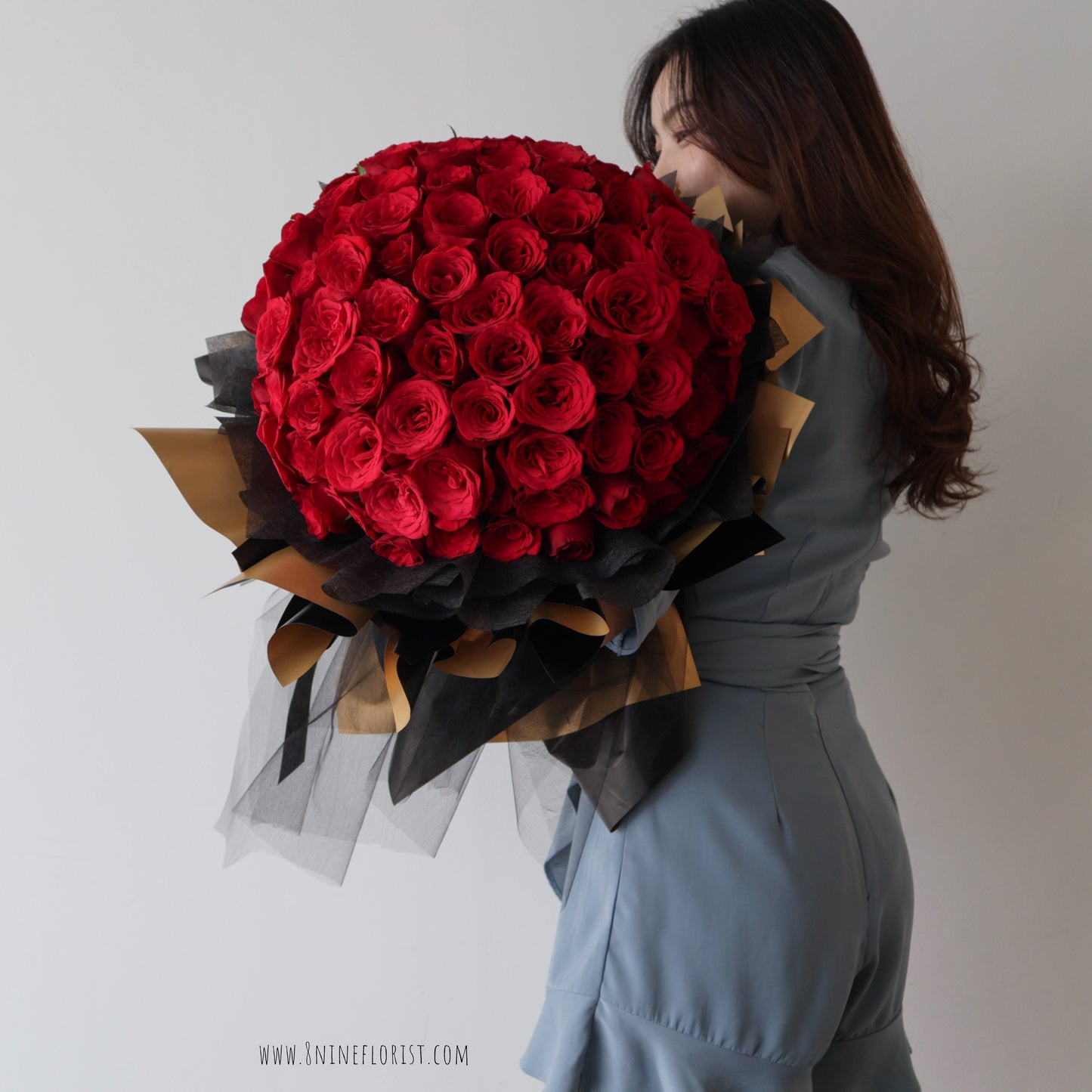 99 roses Suzie