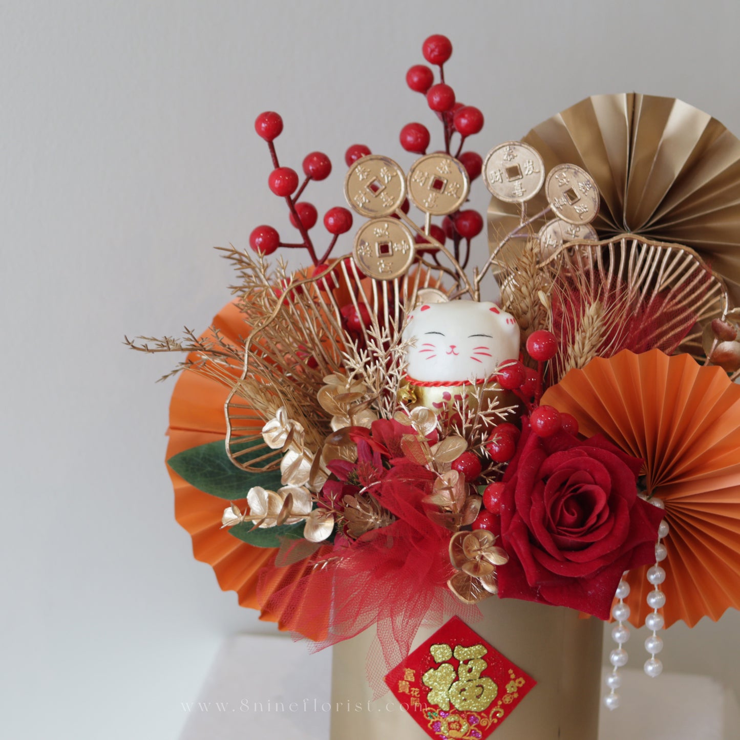 金蛇迎福  Artifical Flower Arrangement